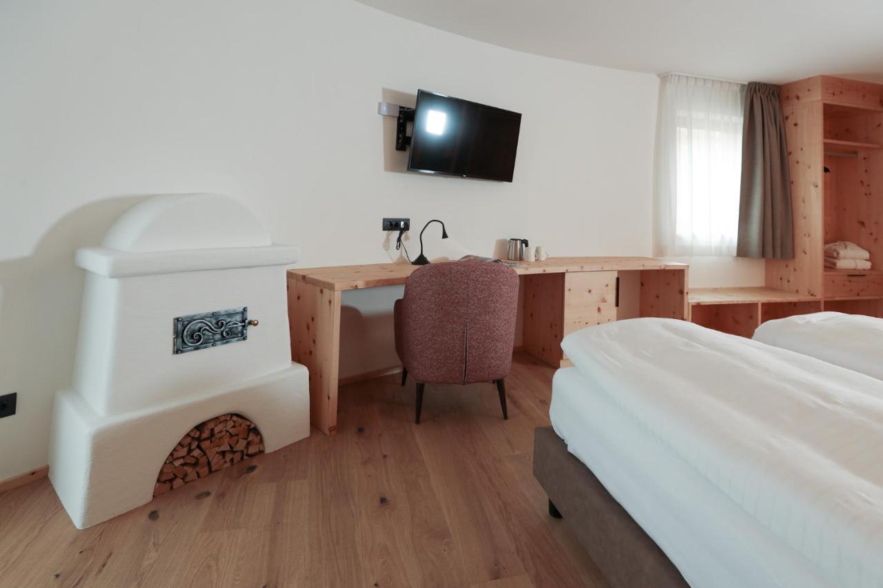 Hotel Li Anta Rossa Livigno Exterior photo